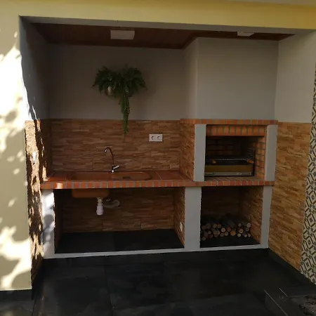 Holiday home Casinha D'avo *